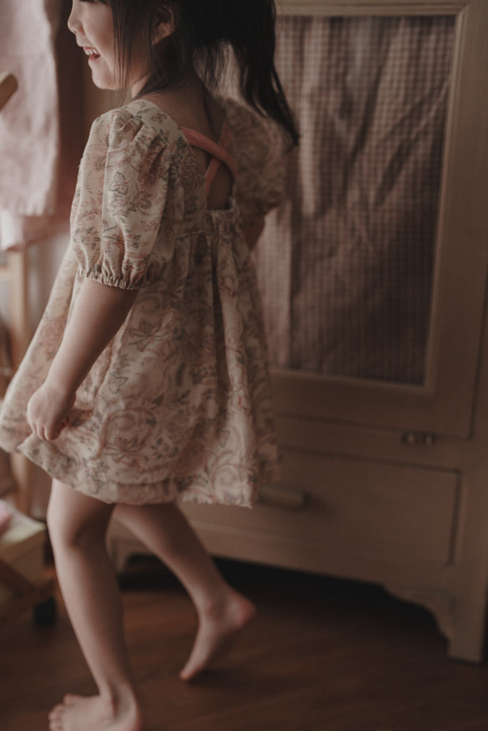 Muffin Dress in Whimsical Floral (Vintage)